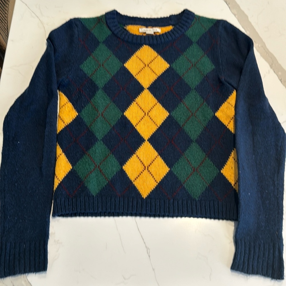 American Eagle argyle sweater‎